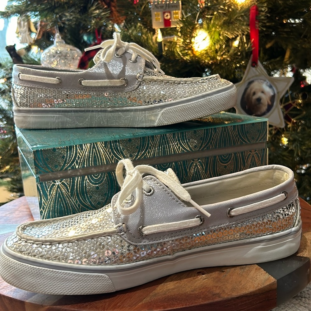 Authentic Sperry topsides size 8 great condition